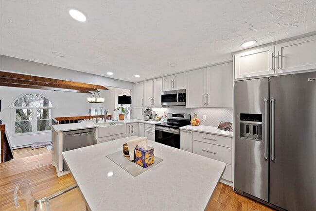 Building Photo - 20 Trayer Rd