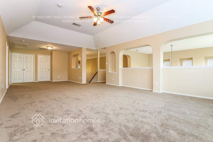 Building Photo - 2360 Merlin Dr