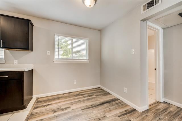 Building Photo - 4722 Reiger Ave