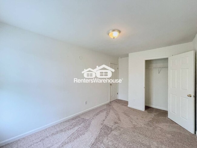 Building Photo - 5623 Rivermill Cir