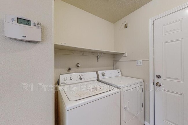 Building Photo - 3473 Martin Meadows Dr NE