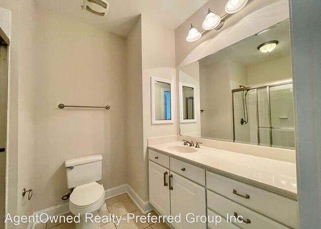 Building Photo - 3 br, 2 bath House - 1025 Riverland Woods ...