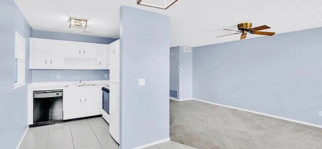 Building Photo - 105 Spring Lake Ct