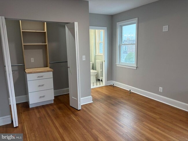 Building Photo - 603 Quackenbos St NW