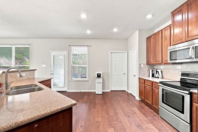 Building Photo - 4426 Semora Oak