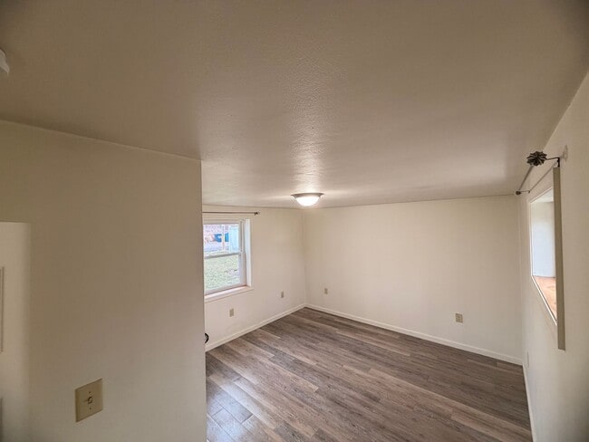 Building Photo - 4955 Bull Creek Rd