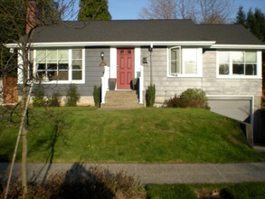 Building Photo - 8244 39th Ave NE