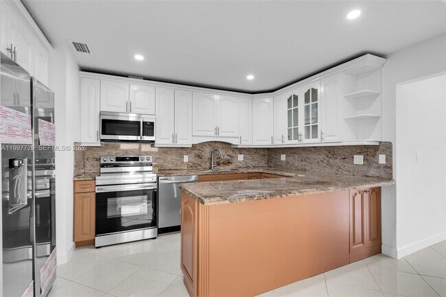 Building Photo - 14755 SW 82nd Terrace