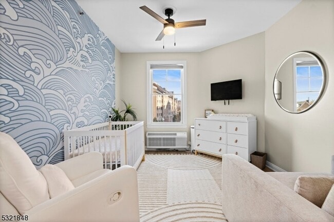 Building Photo - 1 Independence Way