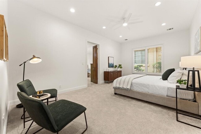 Building Photo - 15 Borello Drive