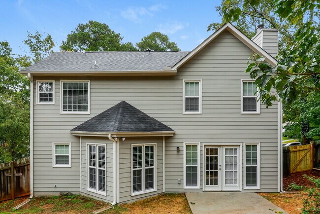 Building Photo - 739 Glenspring Dr