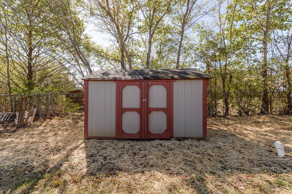 Building Photo - 140 Jones Mill Rd