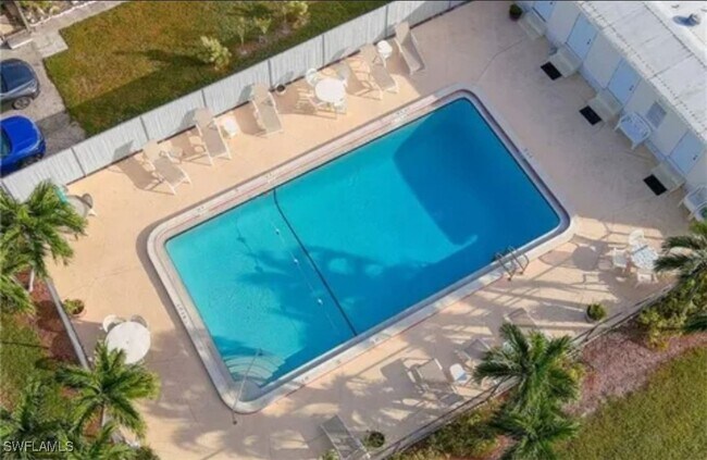 Building Photo - 407 Cape Florida Way