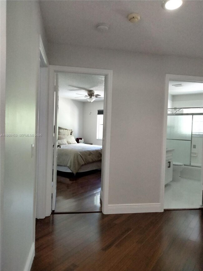 Building Photo - 1249 Allamanda Way