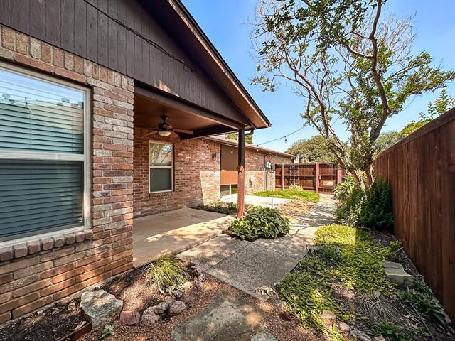 Building Photo - 4221 Spring Meadow Ln