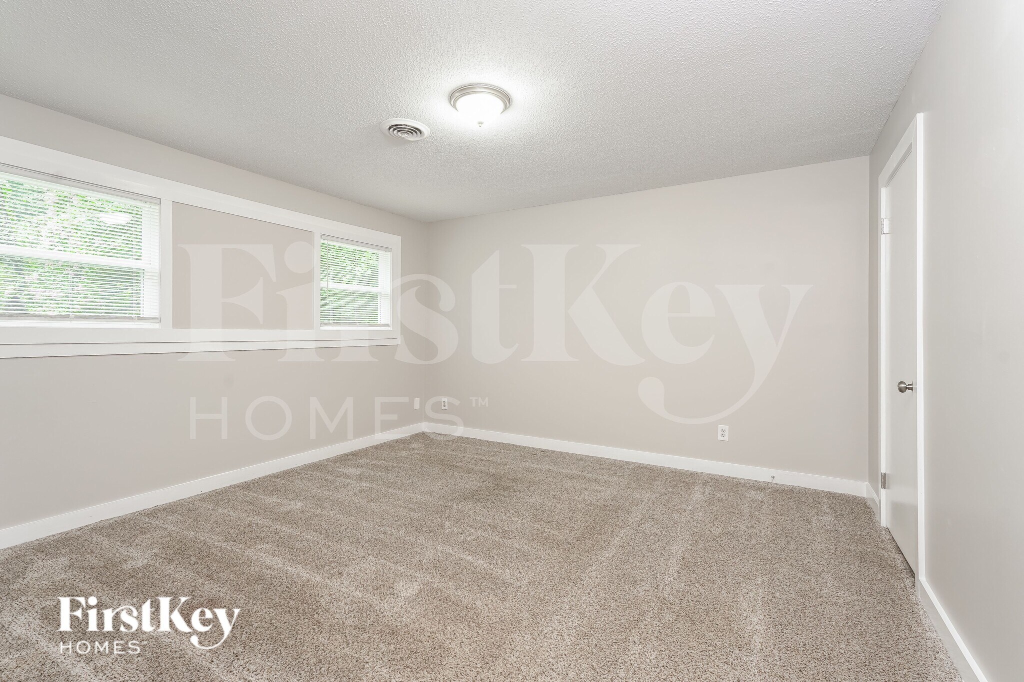Building Photo - 8832 Belhaven Ct