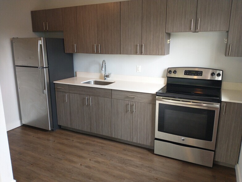 Kitchen - 7607 8th Ave NW