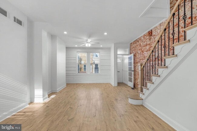 Building Photo - 306 Mifflin St