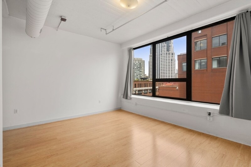 Building Photo - 210 South St