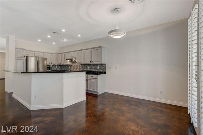 Building Photo - 9420 San Laguna Ct