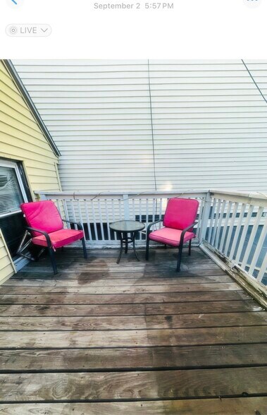 Private deck - 139 Princeton St