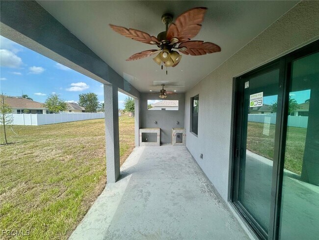 Building Photo - 2027 NW 16th Pl