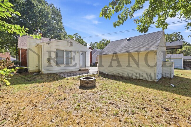 Building Photo - 737 S Lorraine Ave