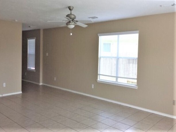 Building Photo - 3406 Chateaucrest Ct