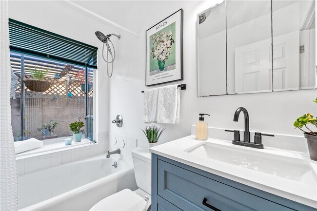 Building Photo - 6682 Alexandria Dr