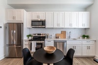 Interior Photo - Washington Flats II