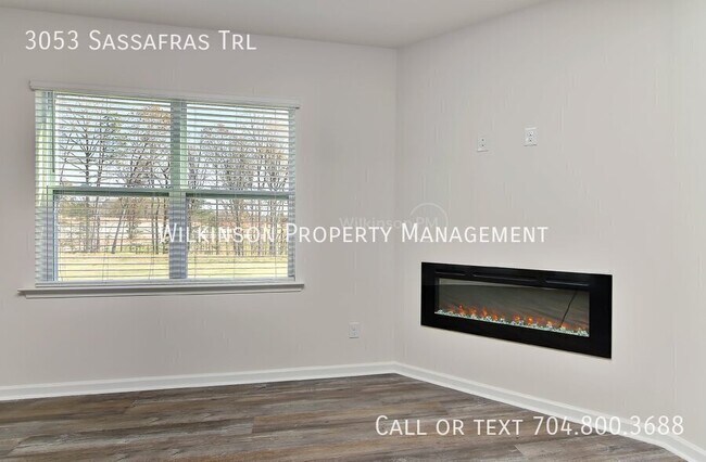 Building Photo - 3053 Sassafras Trl