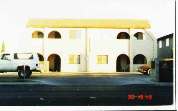 Building Photo - Sunland Manor