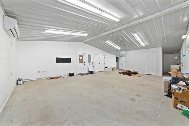 Building Photo - 970 Co Rd 256
