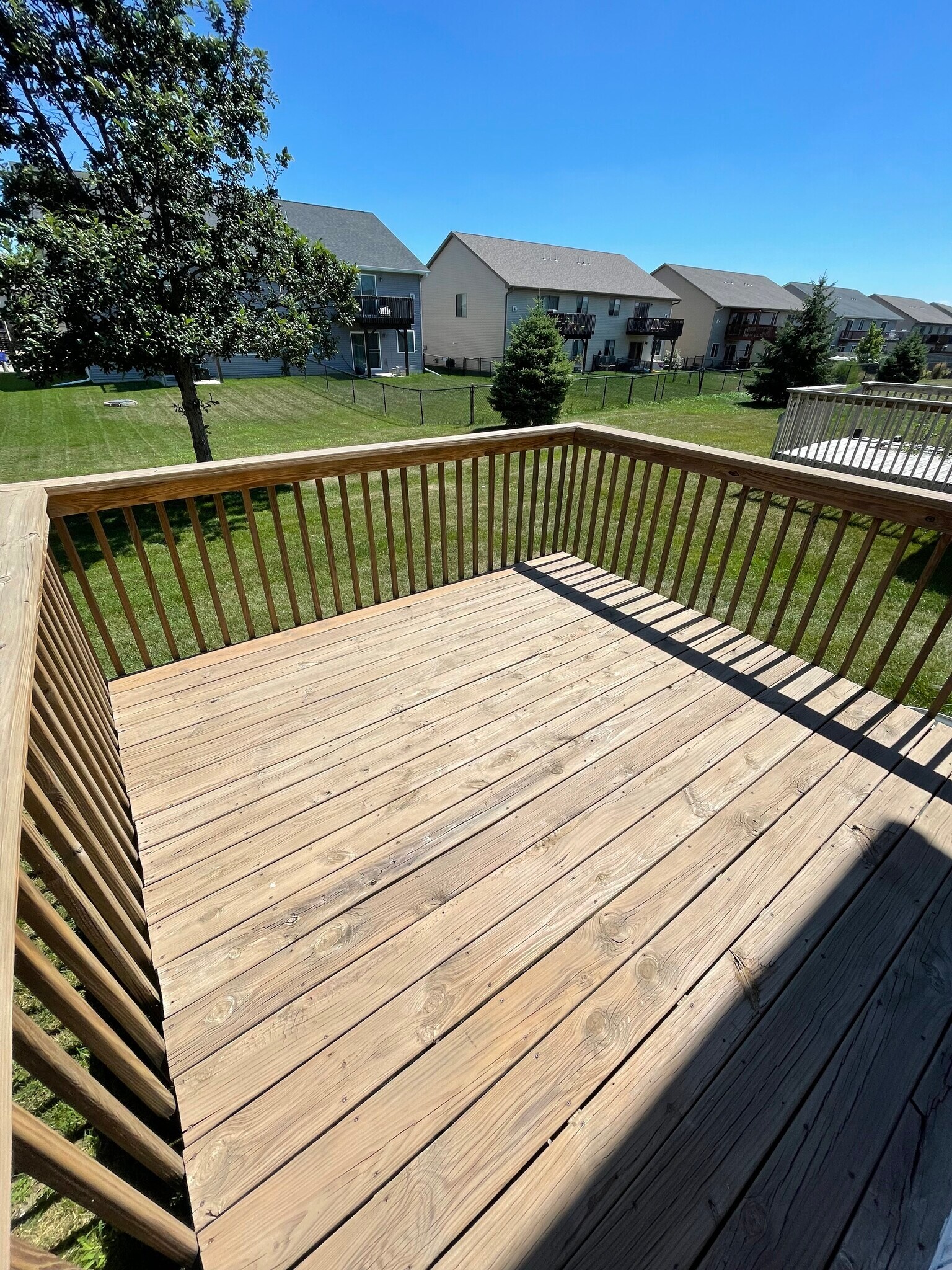 Attached deck - 152 Alydar Dr
