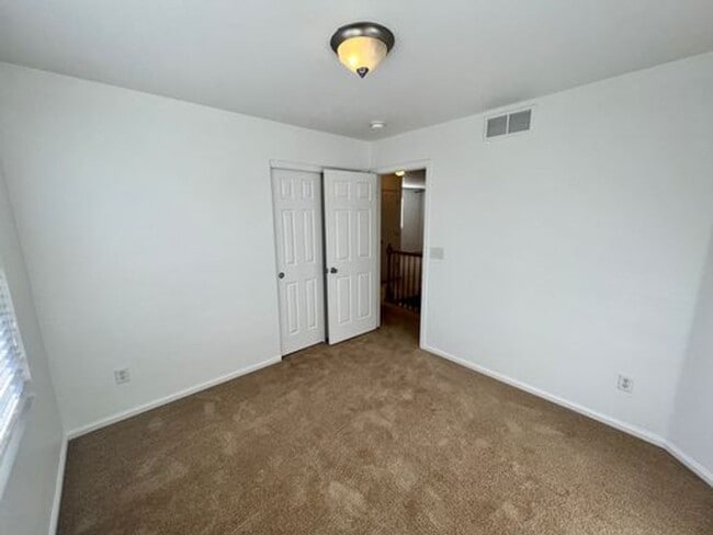 Building Photo - $0 DEPOSIT OPTION! BEAUTIFUL TWO-STORY HOM...