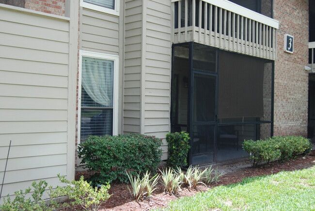 Building Photo - 10200 Belle Rive Blvd