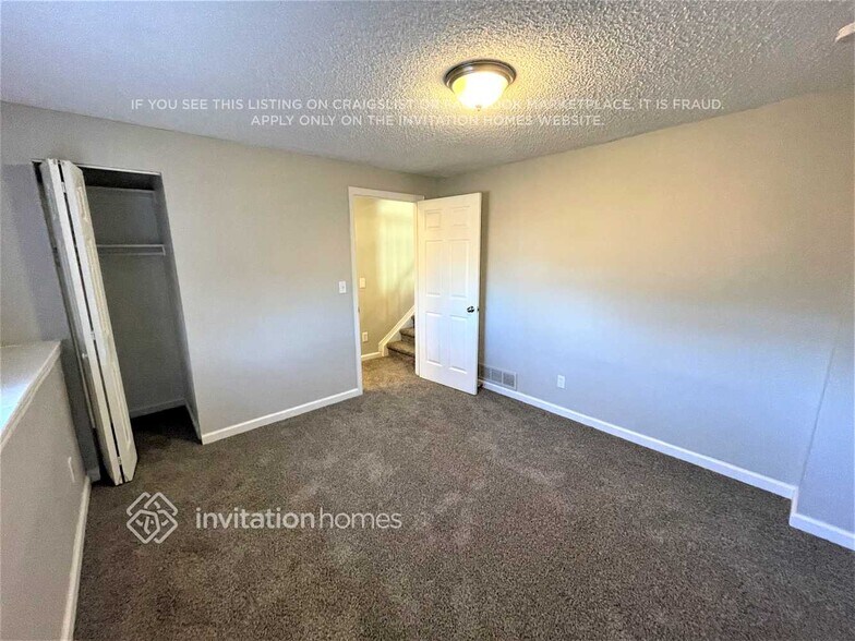 Building Photo - 4534 S Quintero St