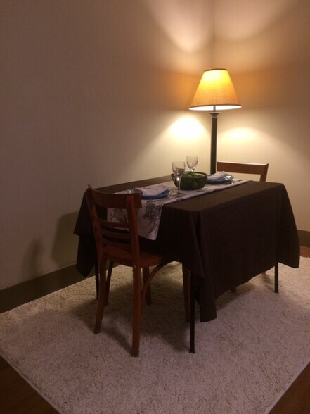 dining area - 1134 Locust St
