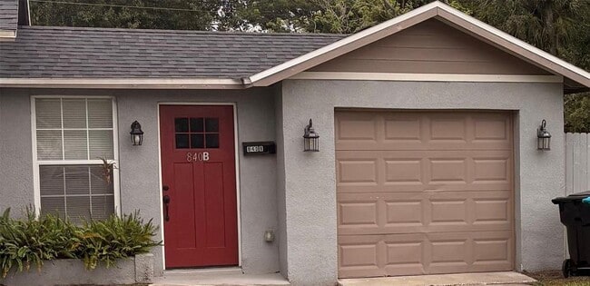 Primary Photo - 840 Bethune Dr