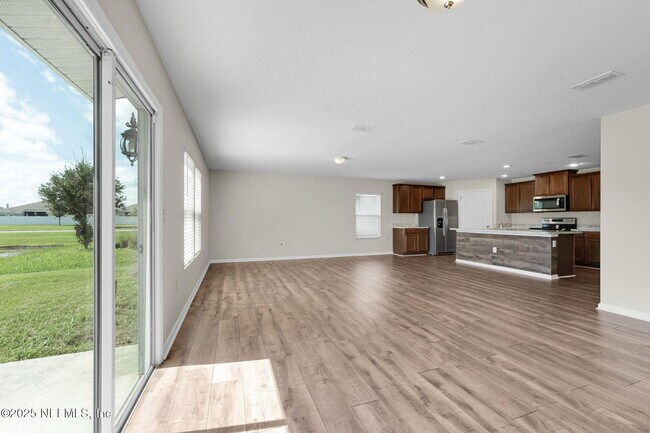 Building Photo - 11609 Yellow Perch Rd