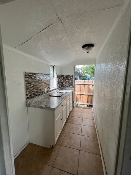 Building Photo - 4926 Billy Direct Ln