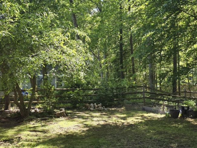 Building Photo - 6277 Occoquan Forest Dr
