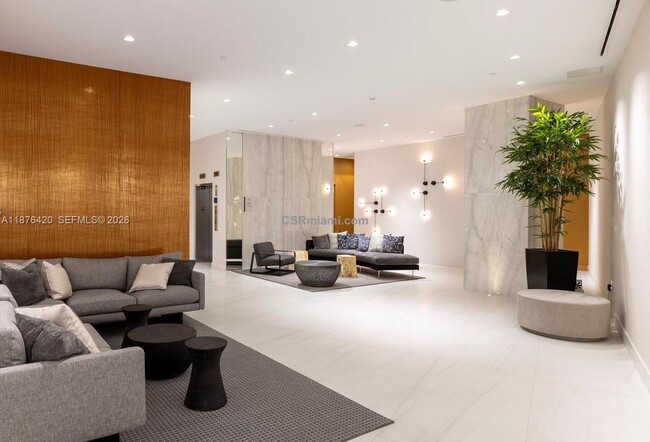 Building Photo - 17550 Collins Ave