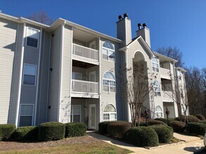 Building Photo - 2 Bedroom Condo with Washer/Dryer Included!