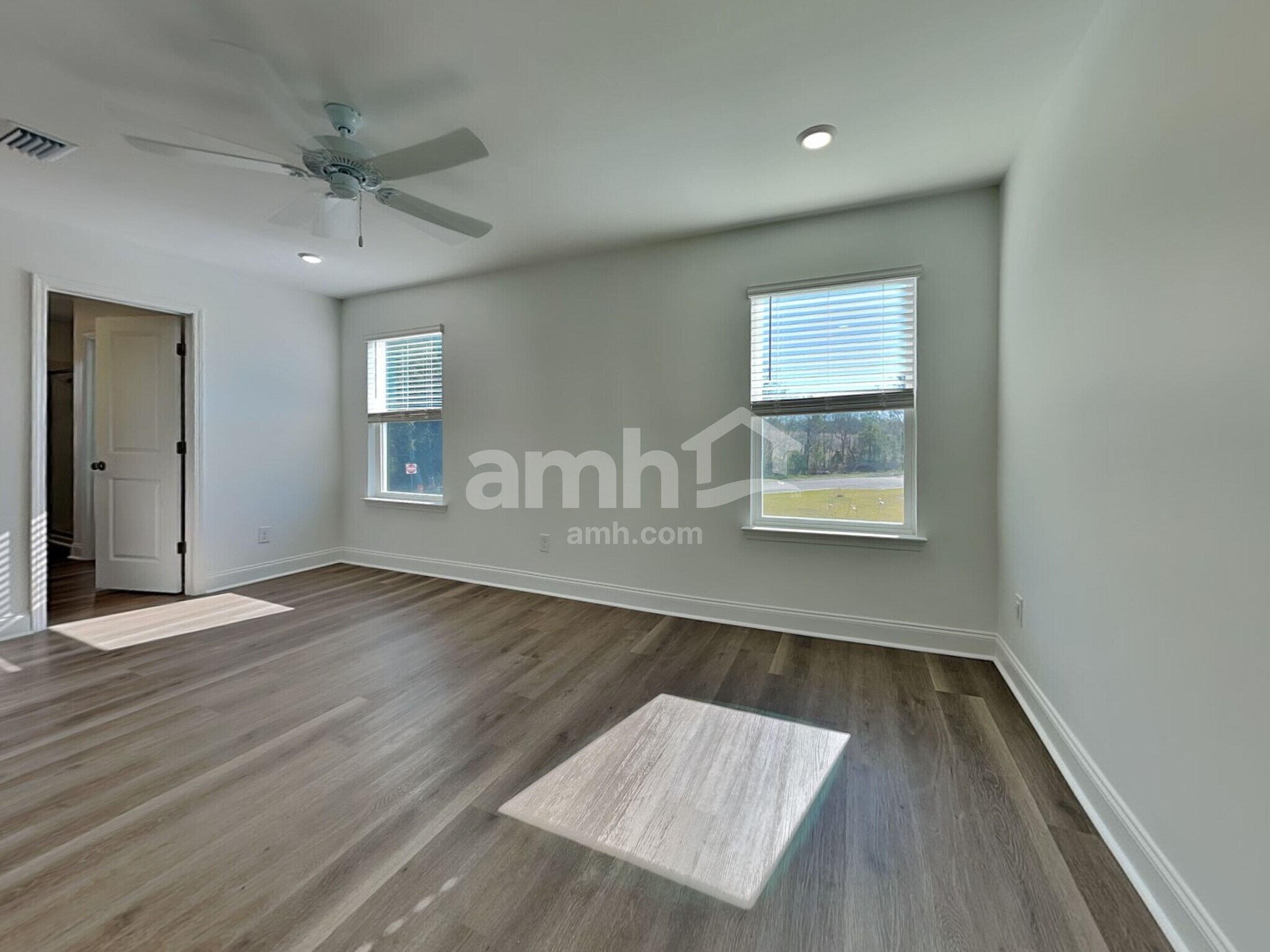 Building Photo - 168 Portside Pk Dr