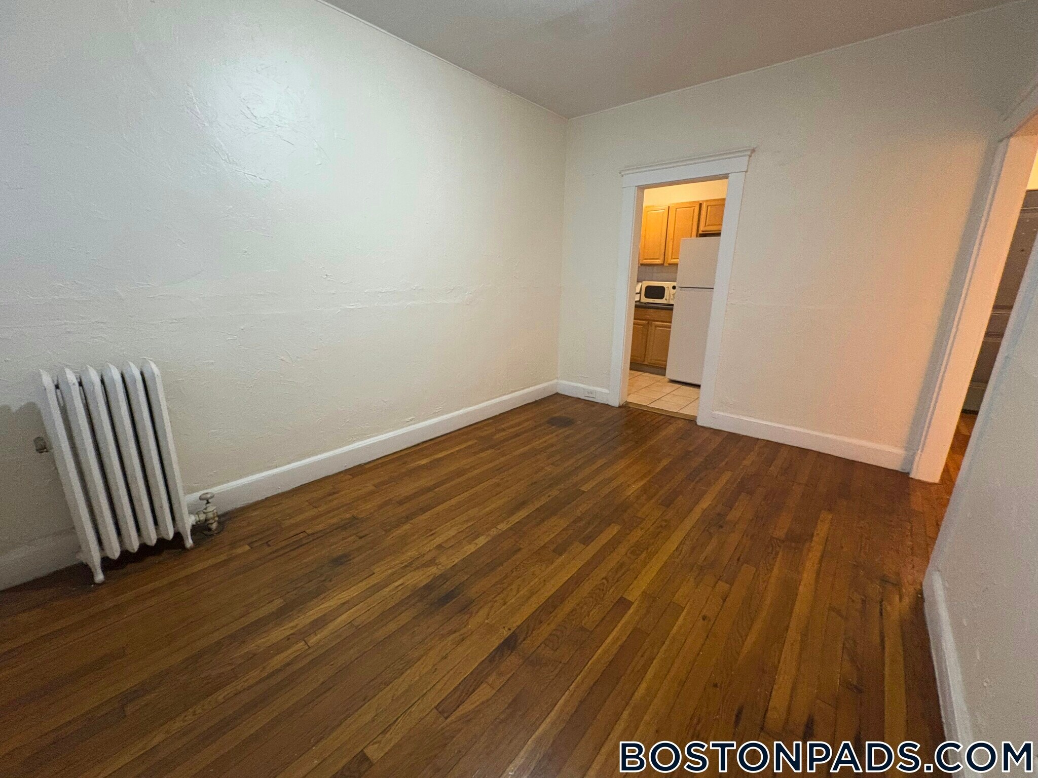 Building Photo - 248 Kelton St