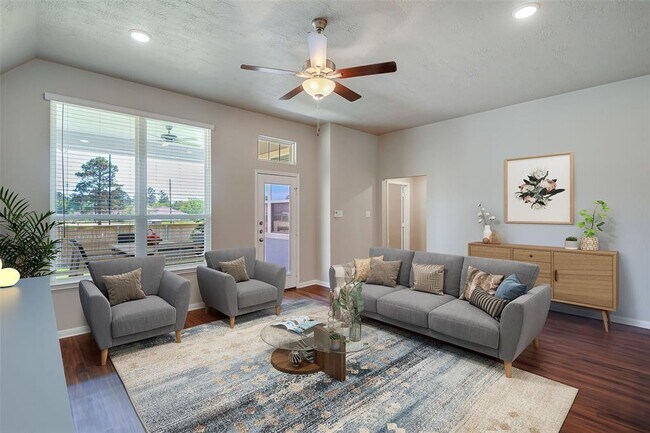 Building Photo - 1042 Tomball Downs Dr