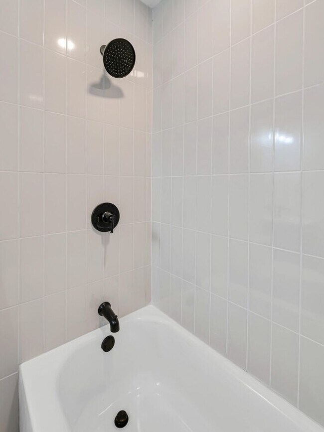 Building Photo - Newly remodeled 4BD 2BA home in Waco