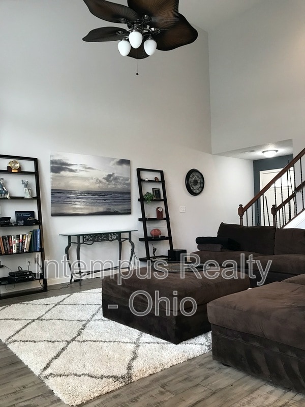 Building Photo - 5081 Dinard Way