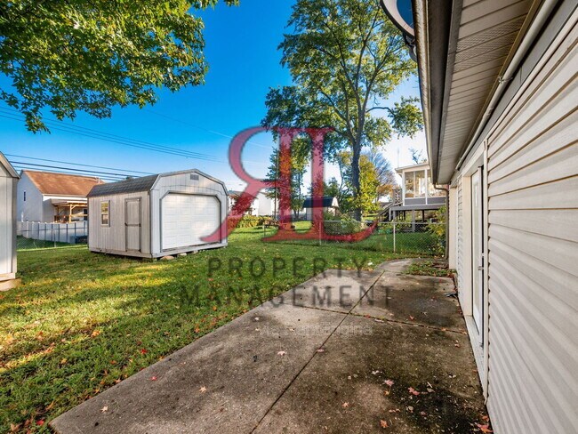 Building Photo - 3102 Elmreeb Dr